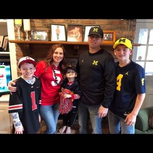 Meet your Posher, Lee